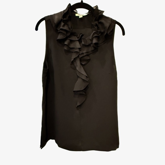 Size 1 Chico’s Ruffled Neck Sleeveless Tank Top in Black - Picture 5 of 9